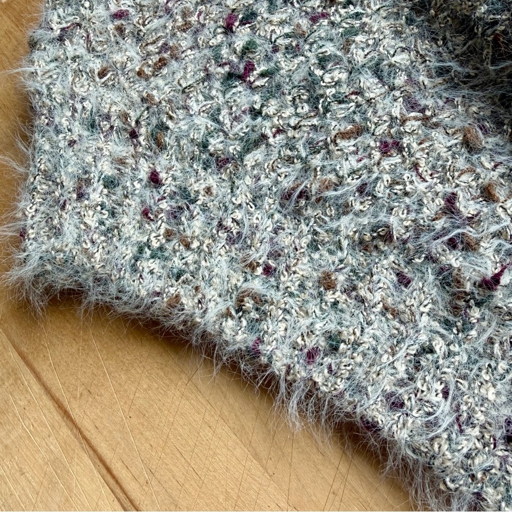 Coco + Carmen NWT Size L/XL Fuzzy Marled Eyelash Chunky Knit Sweater - Picture 4 of 7